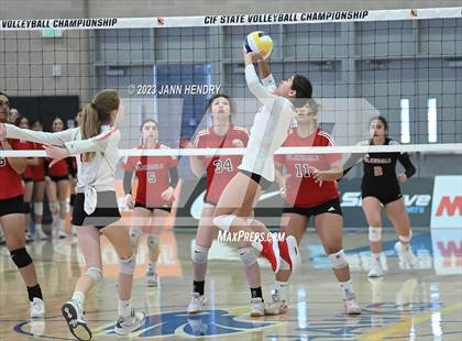 Thumbnail 1 in Marin Academy vs. Glendale (CIF State D4 Final) photogallery.