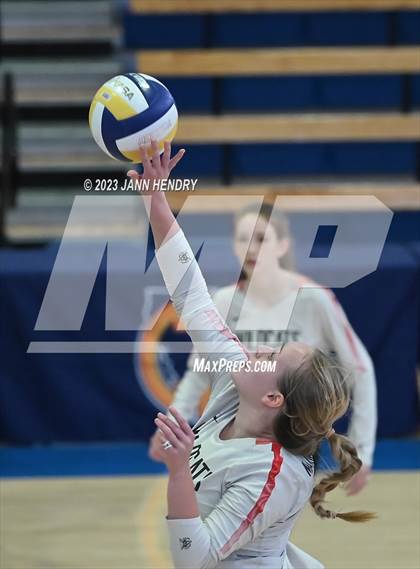Thumbnail 2 in Marin Academy vs. Glendale (CIF State D4 Final) photogallery.