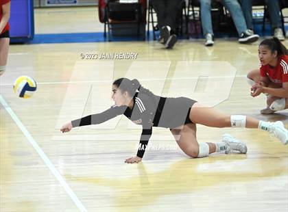 Thumbnail 3 in Marin Academy vs. Glendale (CIF State D4 Final) photogallery.