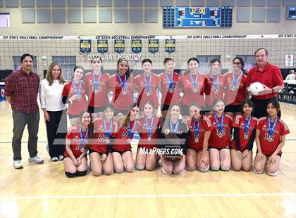 Thumbnail 2 in Marin Academy vs. Glendale (CIF State D4 Final) photogallery.