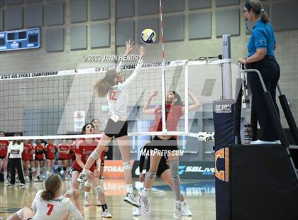Thumbnail 3 in Marin Academy vs. Glendale (CIF State D4 Final) photogallery.