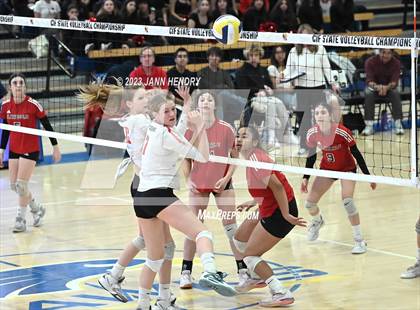 Thumbnail 3 in Marin Academy vs. Glendale (CIF State D4 Final) photogallery.