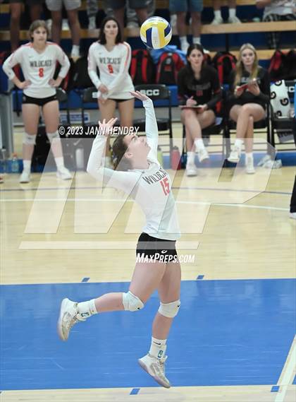 Thumbnail 1 in Marin Academy vs. Glendale (CIF State D4 Final) photogallery.