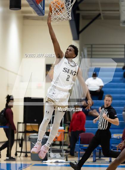 Thumbnail 2 in Norland vs Sacred Heart-Griffin (Wally Keller Classic) photogallery.
