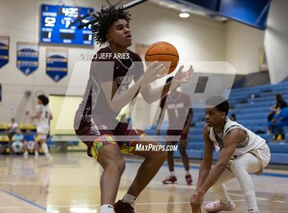 Thumbnail 2 in Norland vs Sacred Heart-Griffin (Wally Keller Classic) photogallery.