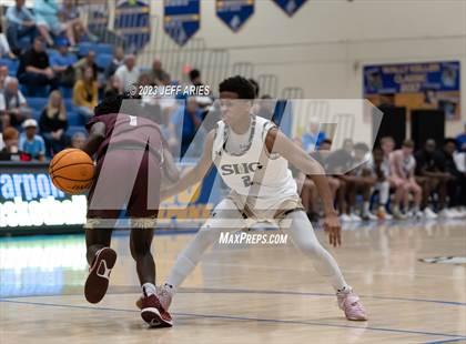 Thumbnail 3 in Norland vs Sacred Heart-Griffin (Wally Keller Classic) photogallery.
