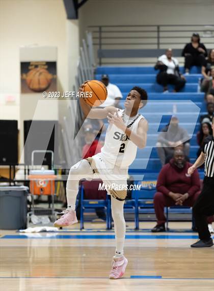 Thumbnail 1 in Norland vs Sacred Heart-Griffin (Wally Keller Classic) photogallery.