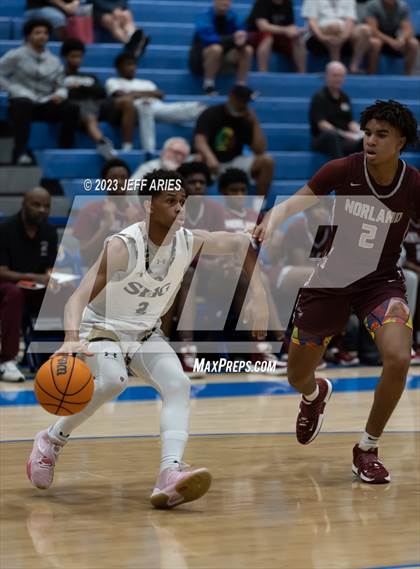 Thumbnail 1 in Norland vs Sacred Heart-Griffin (Wally Keller Classic) photogallery.