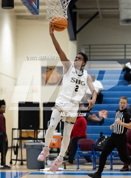 Thumbnail 3 in Norland vs Sacred Heart-Griffin (Wally Keller Classic) photogallery.