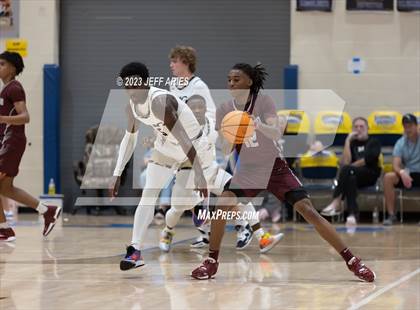Thumbnail 3 in Norland vs Sacred Heart-Griffin (Wally Keller Classic) photogallery.