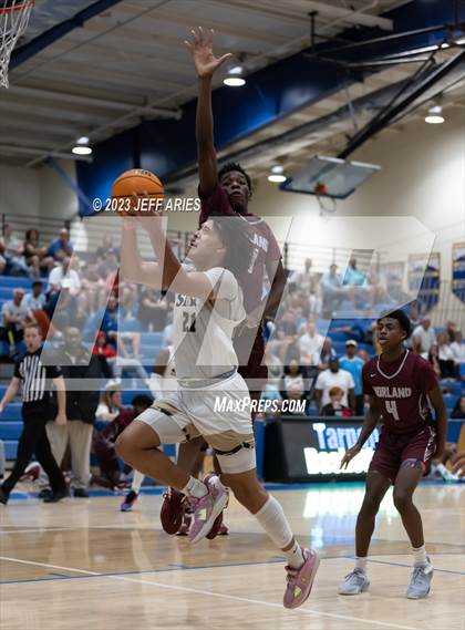 Thumbnail 1 in Norland vs Sacred Heart-Griffin (Wally Keller Classic) photogallery.