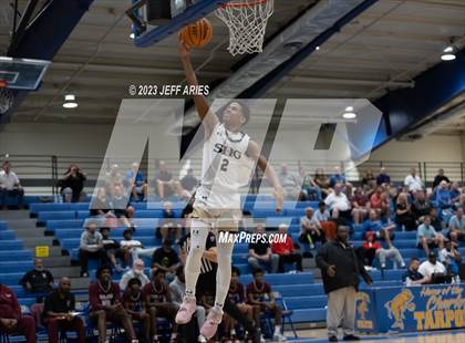 Thumbnail 3 in Norland vs Sacred Heart-Griffin (Wally Keller Classic) photogallery.
