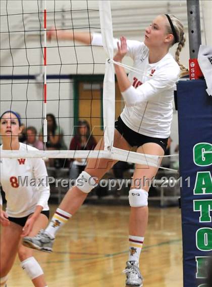 Thumbnail 2 in Thousand Oaks vs. Woodrow Wilson (Durango Fall Classic) photogallery.