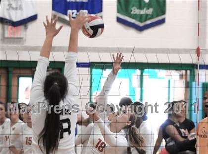 Thumbnail 2 in Thousand Oaks vs. Woodrow Wilson (Durango Fall Classic) photogallery.