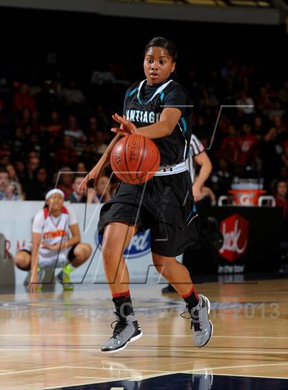 Thumbnail 1 in Santiago vs. Etiwanda (CIF SS D1AA Final) photogallery.