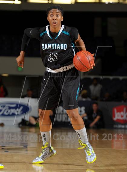 Thumbnail 3 in Santiago vs. Etiwanda (CIF SS D1AA Final) photogallery.
