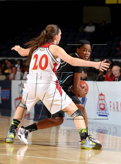 Thumbnail 3 in Santiago vs. Etiwanda (CIF SS D1AA Final) photogallery.