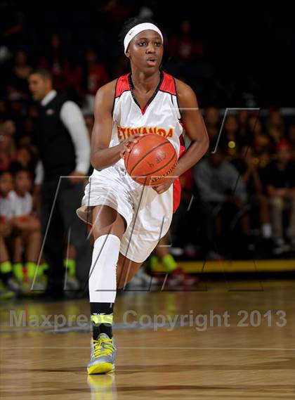 Thumbnail 1 in Santiago vs. Etiwanda (CIF SS D1AA Final) photogallery.