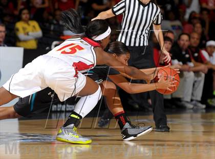 Thumbnail 2 in Santiago vs. Etiwanda (CIF SS D1AA Final) photogallery.