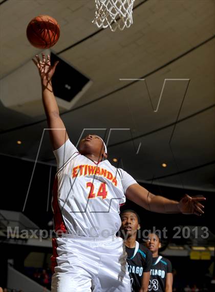 Thumbnail 2 in Santiago vs. Etiwanda (CIF SS D1AA Final) photogallery.