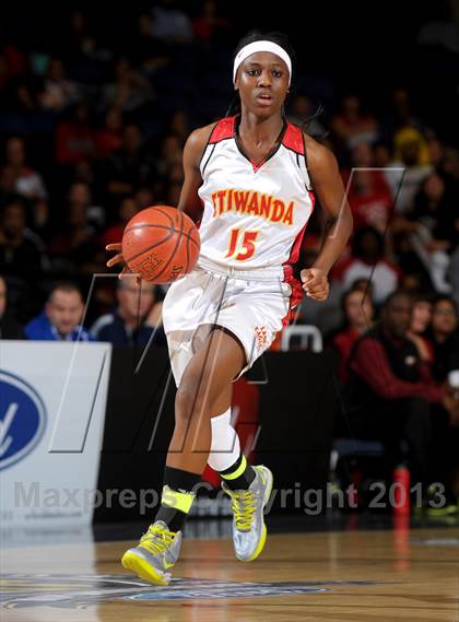 Thumbnail 3 in Santiago vs. Etiwanda (CIF SS D1AA Final) photogallery.