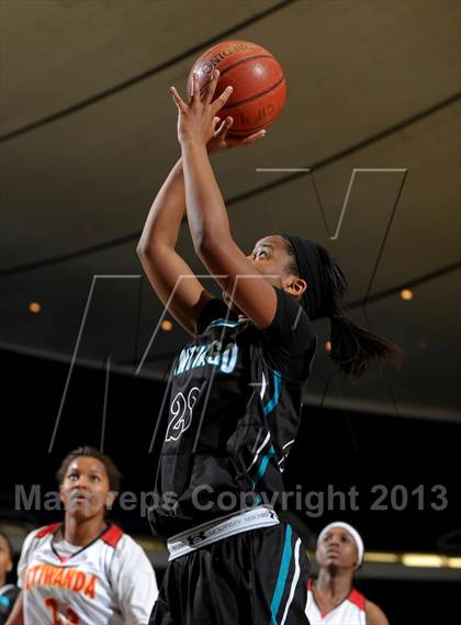 Thumbnail 3 in Santiago vs. Etiwanda (CIF SS D1AA Final) photogallery.