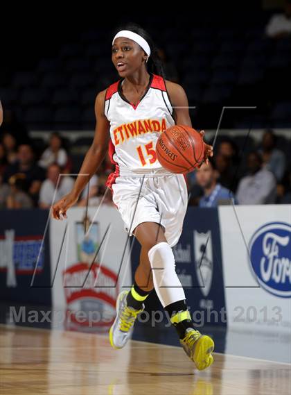 Thumbnail 1 in Santiago vs. Etiwanda (CIF SS D1AA Final) photogallery.