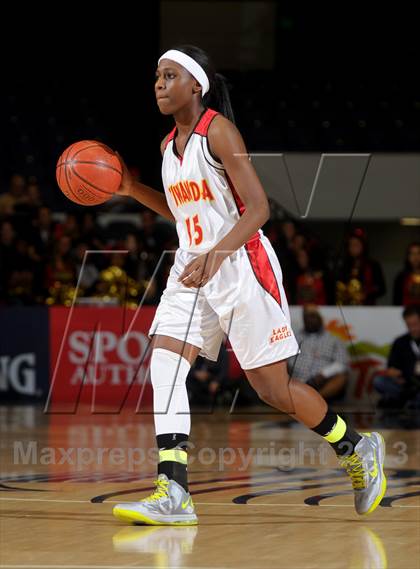 Thumbnail 1 in Santiago vs. Etiwanda (CIF SS D1AA Final) photogallery.