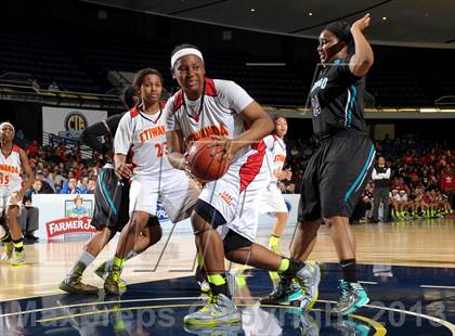 Thumbnail 1 in Santiago vs. Etiwanda (CIF SS D1AA Final) photogallery.