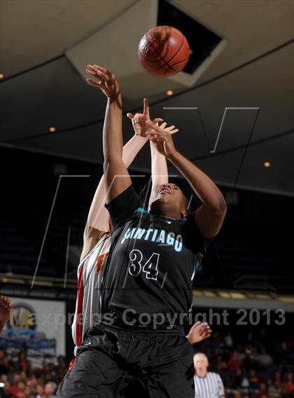 Thumbnail 2 in Santiago vs. Etiwanda (CIF SS D1AA Final) photogallery.