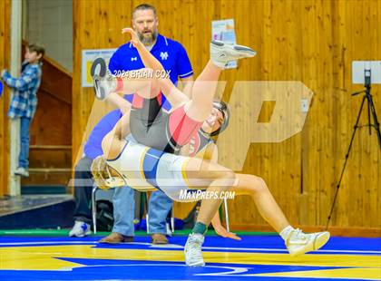 Thumbnail 3 in Bomber Tri Meet photogallery.