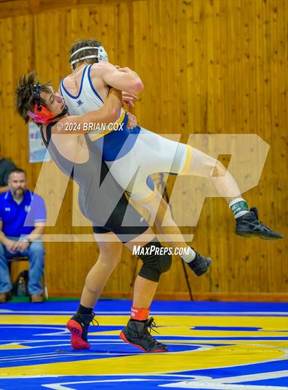 Thumbnail 1 in Bomber Tri Meet photogallery.