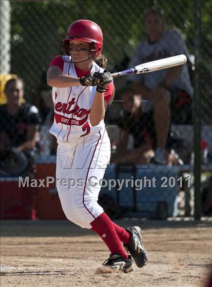 Thumbnail 3 in Central Davidson vs. Pisgah (NCHSAA 2A Semifinal) photogallery.