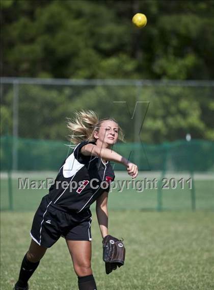 Thumbnail 2 in Central Davidson vs. Pisgah (NCHSAA 2A Semifinal) photogallery.