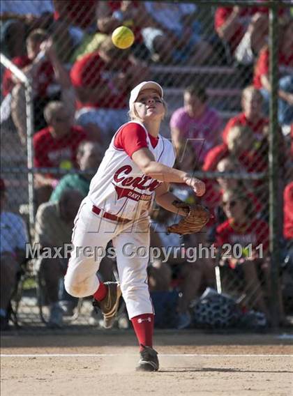 Thumbnail 3 in Central Davidson vs. Pisgah (NCHSAA 2A Semifinal) photogallery.