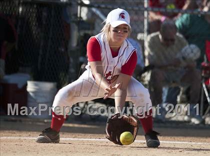Thumbnail 2 in Central Davidson vs. Pisgah (NCHSAA 2A Semifinal) photogallery.