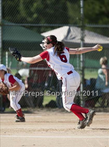 Thumbnail 2 in Central Davidson vs. Pisgah (NCHSAA 2A Semifinal) photogallery.