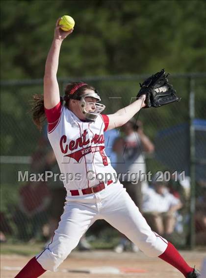 Thumbnail 3 in Central Davidson vs. Pisgah (NCHSAA 2A Semifinal) photogallery.