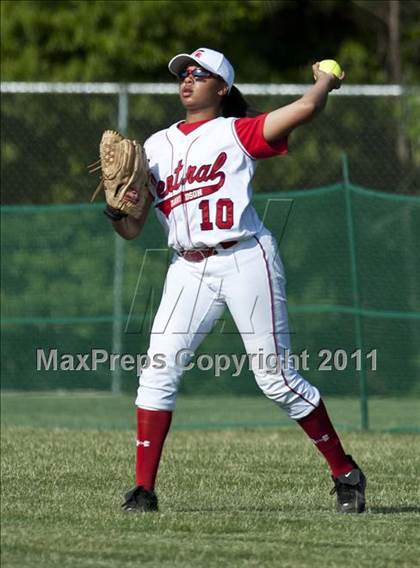 Thumbnail 1 in Central Davidson vs. Pisgah (NCHSAA 2A Semifinal) photogallery.