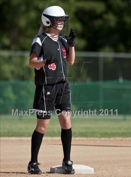 Thumbnail 2 in Central Davidson vs. Pisgah (NCHSAA 2A Semifinal) photogallery.