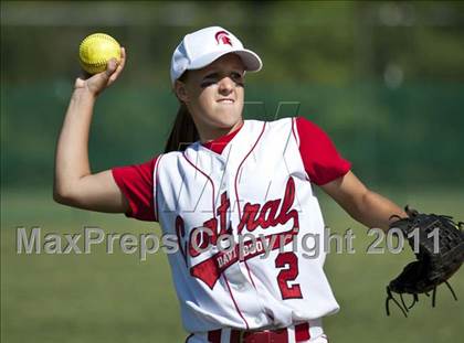 Thumbnail 1 in Central Davidson vs. Pisgah (NCHSAA 2A Semifinal) photogallery.