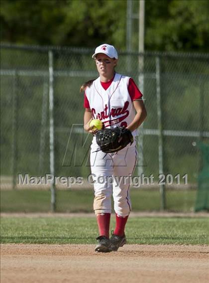 Thumbnail 1 in Central Davidson vs. Pisgah (NCHSAA 2A Semifinal) photogallery.