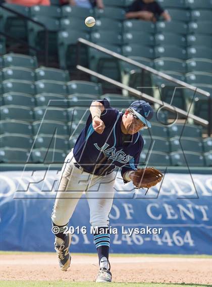 Thumbnail 2 in Johnson vs. Amarillo (UIL 6A Semifinal) photogallery.