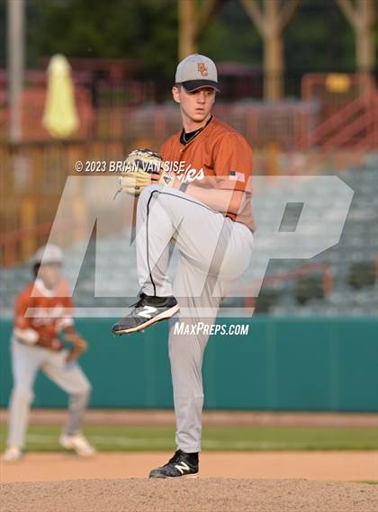 Thumbnail 1 in Shenendehowa vs. Bethlehem Central photogallery.