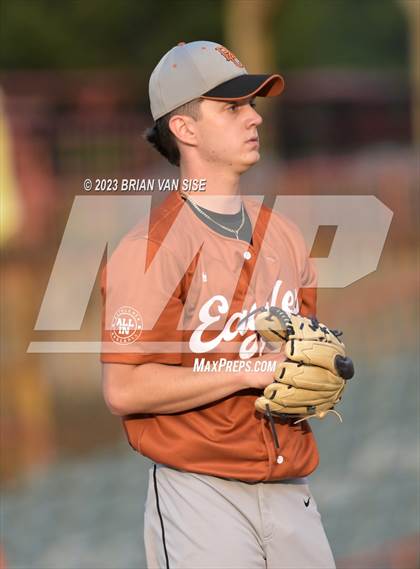 Thumbnail 3 in Shenendehowa vs. Bethlehem Central photogallery.