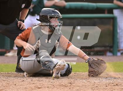 Thumbnail 1 in Shenendehowa vs. Bethlehem Central photogallery.