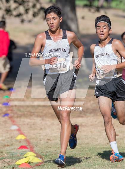 Thumbnail 3 in Asics XC Invitational photogallery.