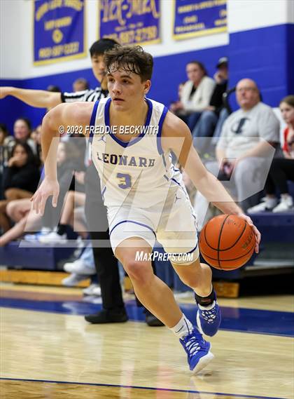 Thumbnail 2 in Pottsboro @ Leonard photogallery.