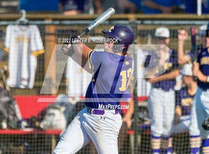 Thumbnail 3 in Kenedy vs. Shiner (UIL 2A Regional Semifinals) photogallery.