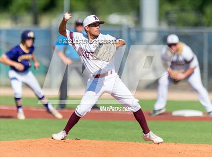 Thumbnail 1 in Kenedy vs. Shiner (UIL 2A Regional Semifinals) photogallery.